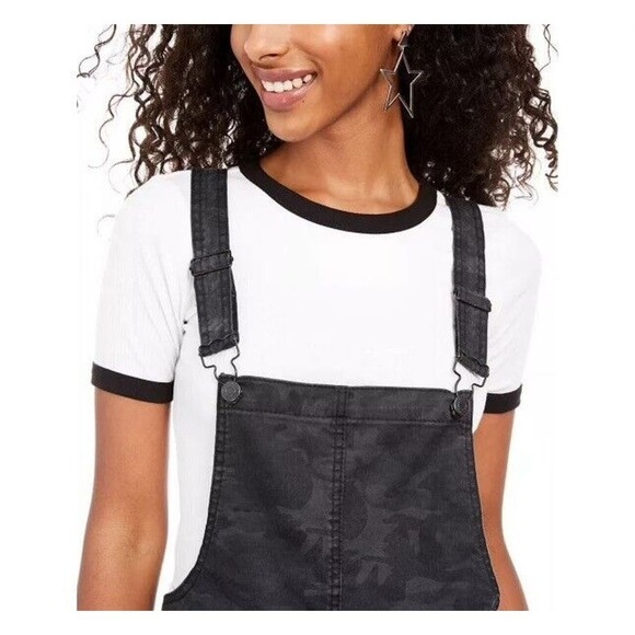 Vanilla Star Juniors' Printed Raw-Hem Camo Skirtall Black Size 1 - Picture 4 of 9